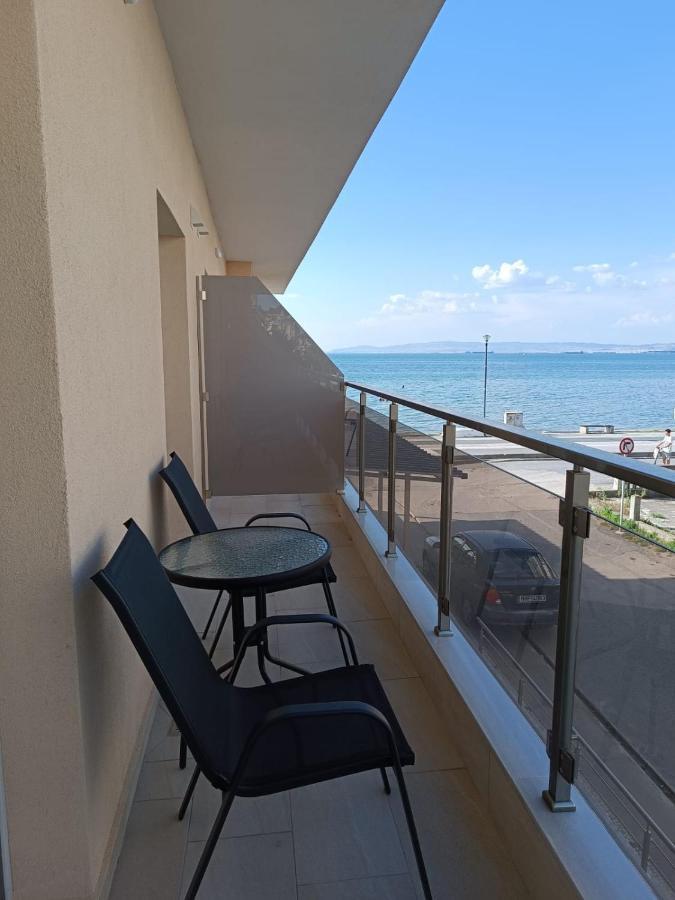 Navarino Luxe Suites With Sea View Peraía Buitenkant foto