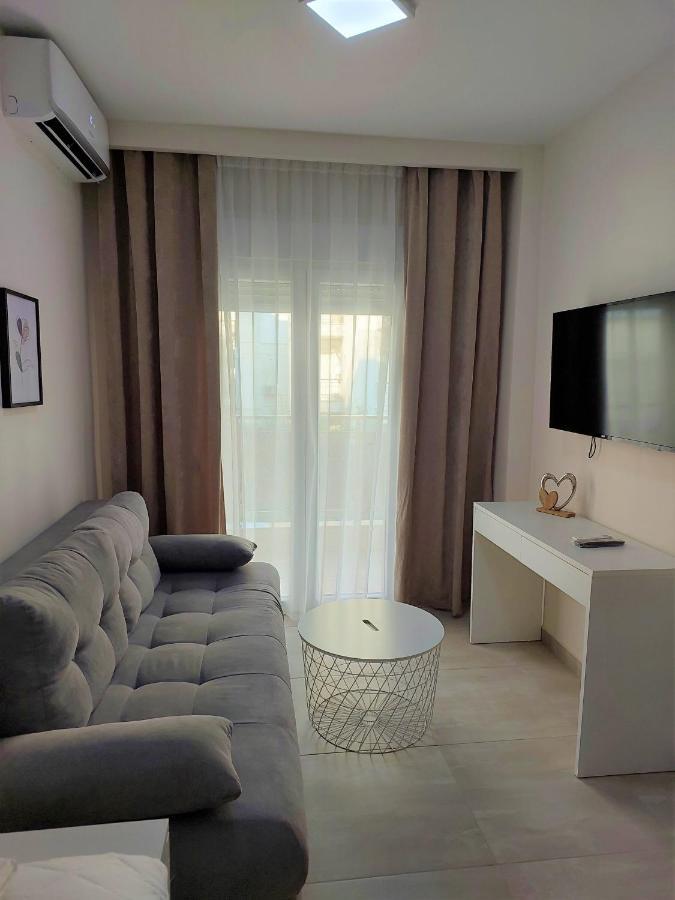 Navarino Luxe Suites With Sea View Peraía Buitenkant foto